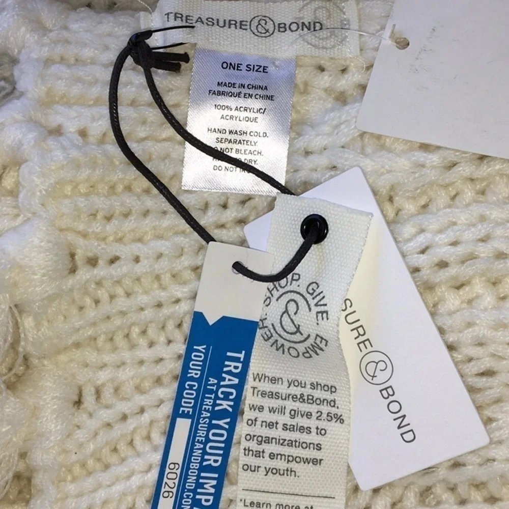Treasure & Bond Fringe Cable Knit Scarf White NWT
